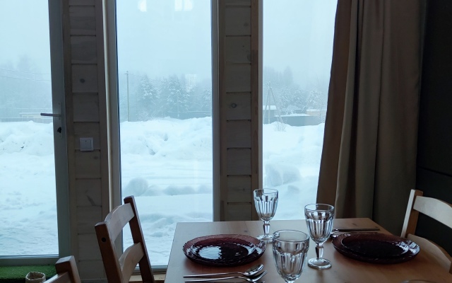 Частный дом Чёрный домик у озера Отрадное