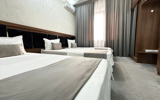 Hotel Grand Zamin Hotel