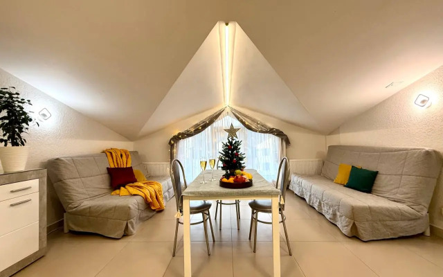 Апартаменты №9 Люкс на мансардном этаже