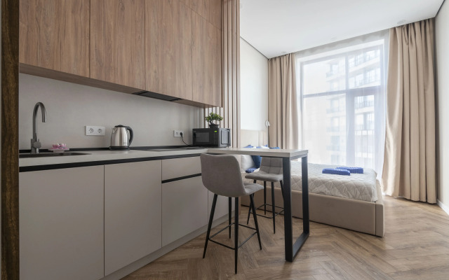 S Lichnoy Terrasoy Na Kryshe Doma Okolo Metro Apartments