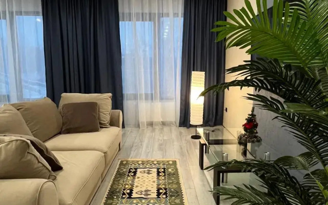 Zhk Respublika s vidom na ploschad Apartments