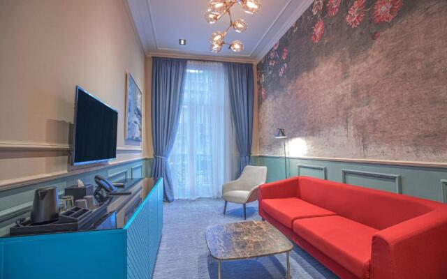 Heritage Hotel and Suites (by Travel Agency)