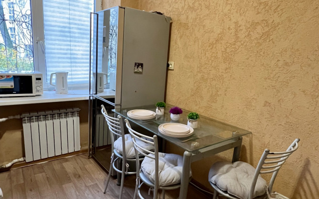 Квартира Уютная Двушка в Минуте от Вокзала