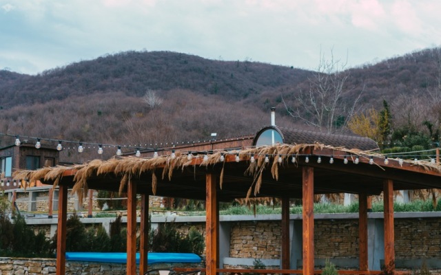 Horizons Bakurtsikhe Mini Hotel
