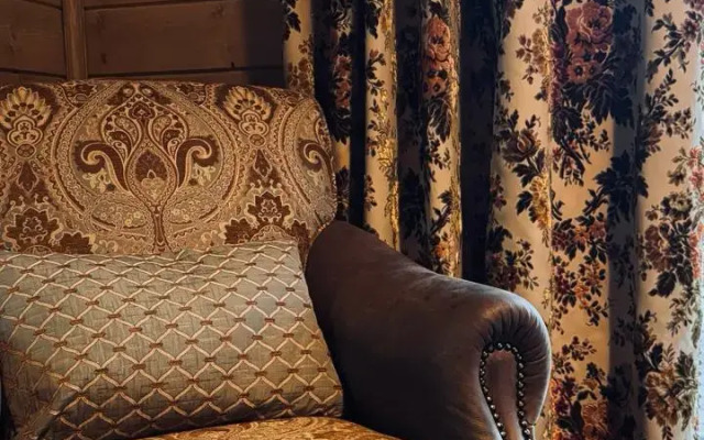 Shale Medvezhiy Ugol Guest house