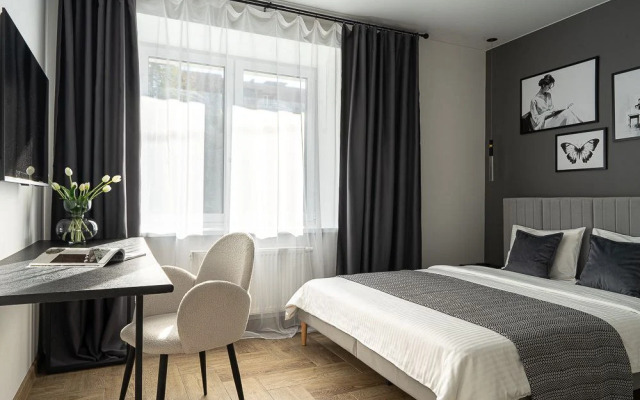Monochrome Ot Seti Good Vibes Apartments Apartments