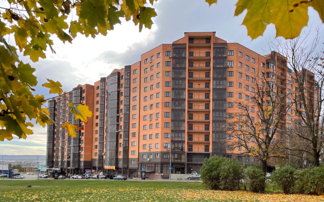 Kvartira 2 Spal'ni Centr radom s Parkom i ZD