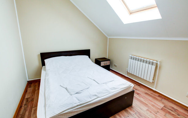 Отель Гостеев