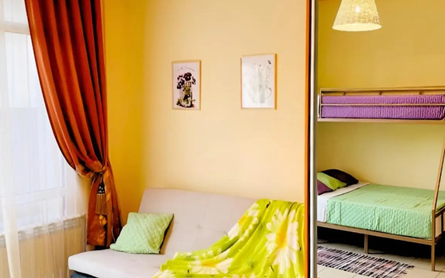 Orange na Mamayke Flat