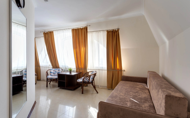 Irina Guest House