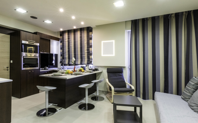 Rhodes Central Suite Apartments