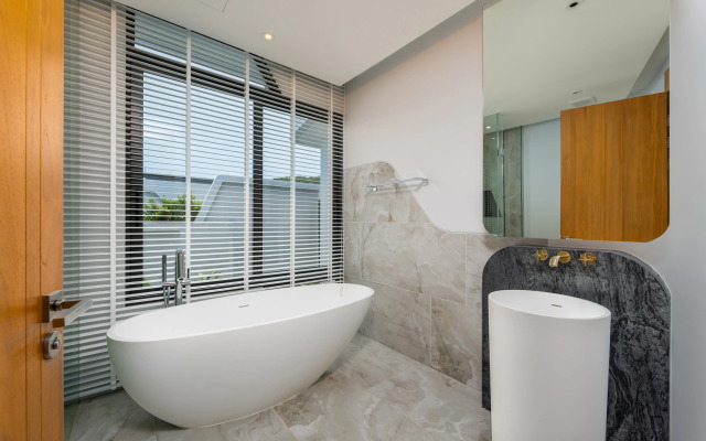 Zavaya 360 View Luxury Retreat with Pool Villa