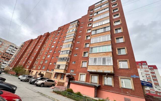 Апартаменты 3кв Южный ТРЦ Фаворит Валерии Гнаровской 10к2