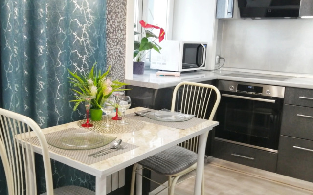 Квартира дизайнерская с видом на город вблизи Аэропорта