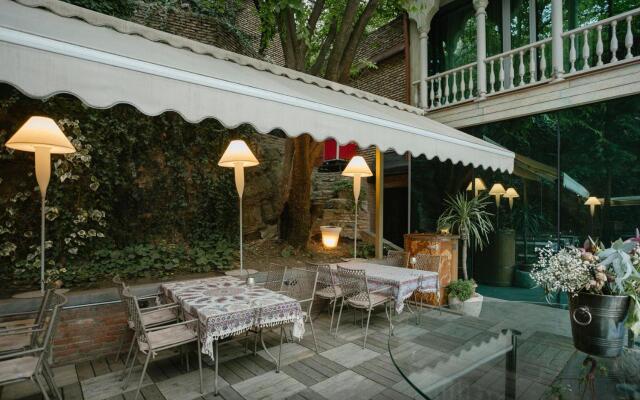 Vinotel Boutique Hotel