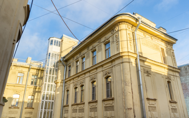 Point U Piter Apartments on Chernyshevskaya