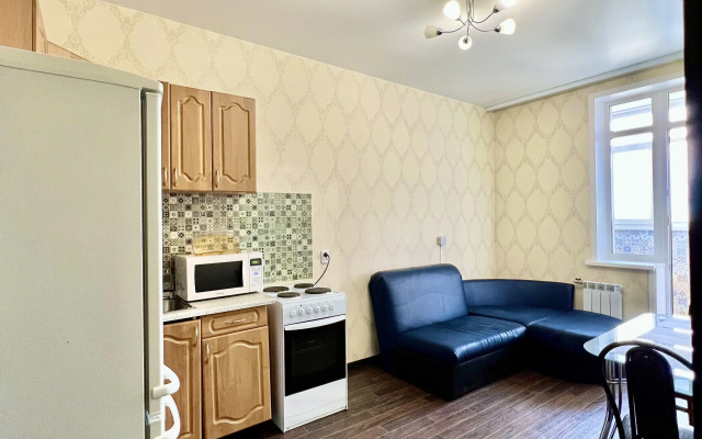 Kosmonavtov 215 Apartments