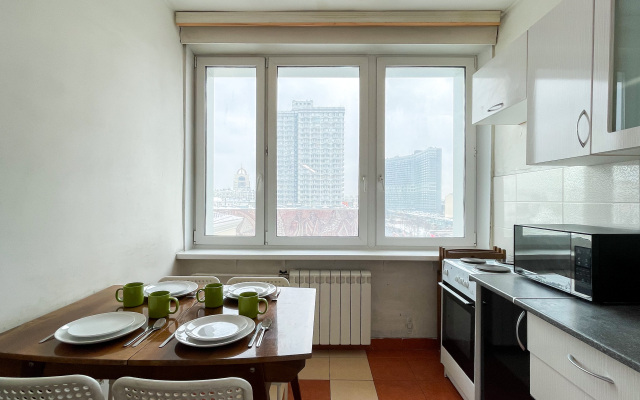 Dvukhkomnatnaya Ryadom S Ekspotsentrom Flat