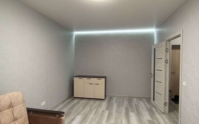 Na Institutskoy 13 Flat