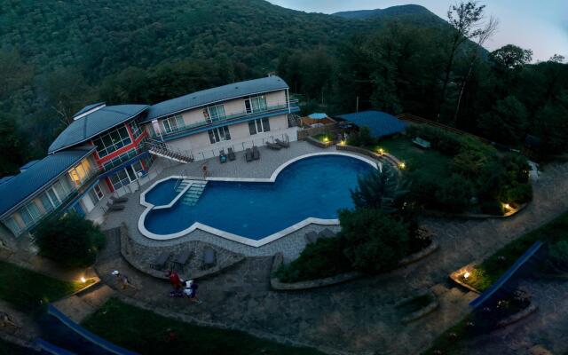 Graal Akhtsu Hotel