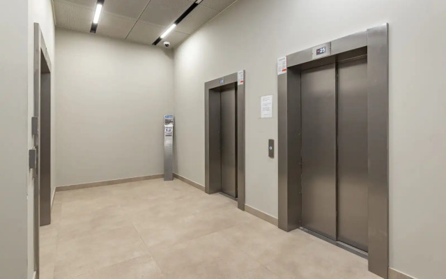 Квартира Современная студия на 18м этаже в центре