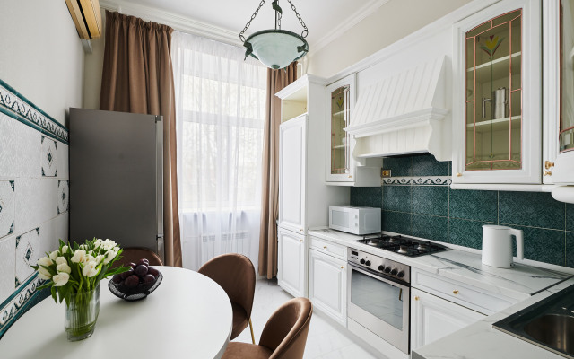 GM Trekhkomnatnye Pryamo u Krasnoj Ploshchadii Apartments