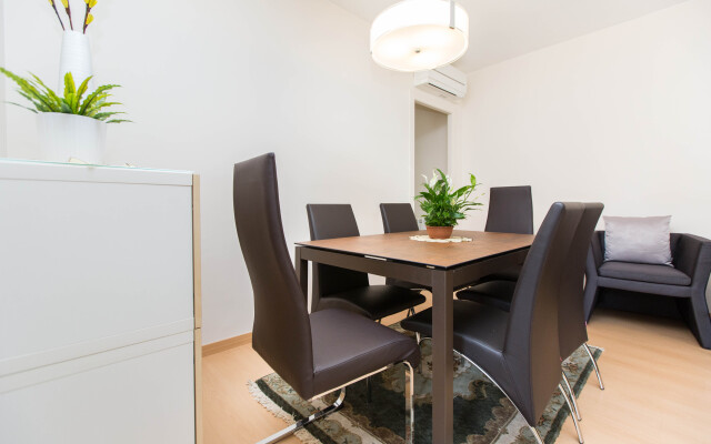 Апартаменты Golden Central Muntaner Stay Barcelona