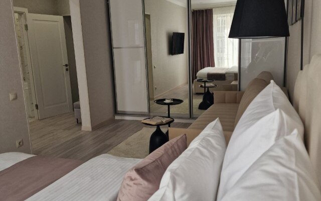 Flatirini s panoramnymi oknami v Zhk Vesna Flat