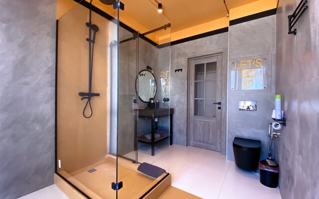 Chernika Haus Guest house