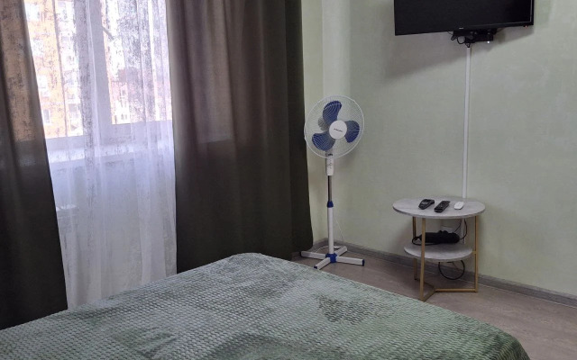 Квартира Уютная Возле Экспоцентра и Аэропорта