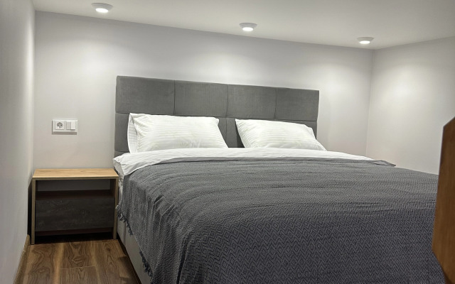 Апартаменты Малая Морская 6