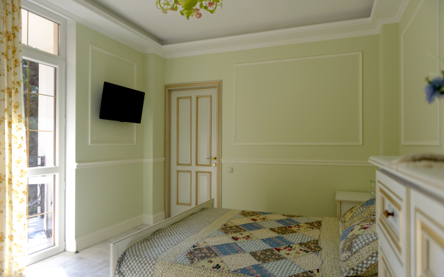 Apartments on Chekhov Street Heart of Yalta
