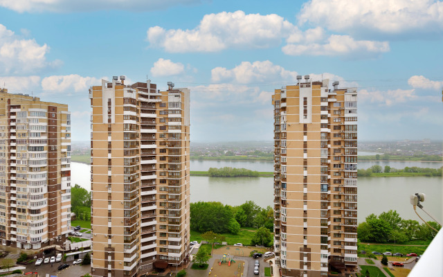 Квартира с Видом на Реку