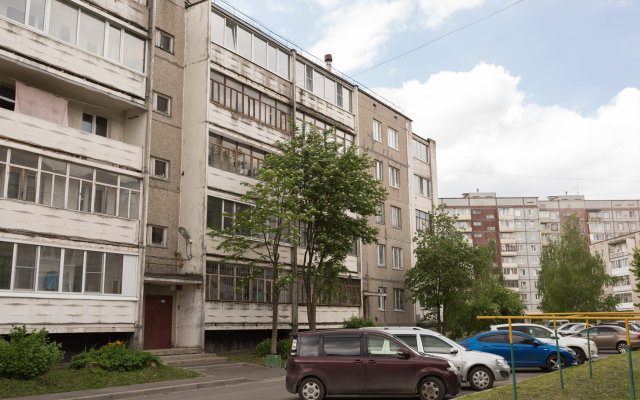 Zhivi Uyutno Vsyo Ryadom Apartments