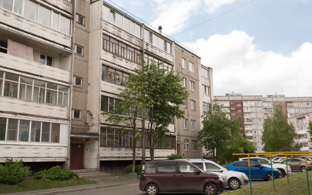 Zhivi Uyutno Vsyo Ryadom Apartments