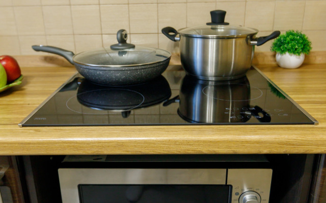 Апартаменты на Революционной 4