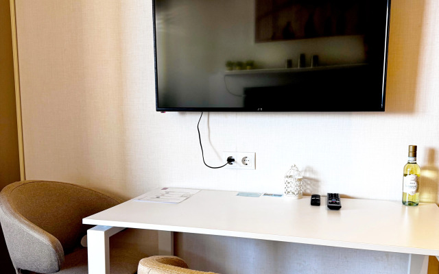 Annabelle Studio Apartments