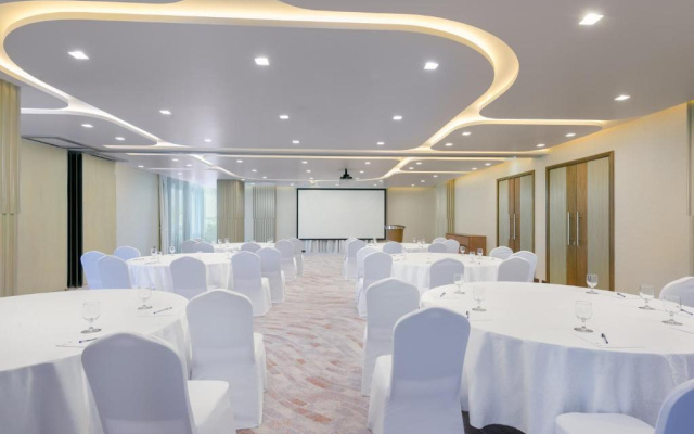 Отель Intercity Hotel Bawshar Muscat