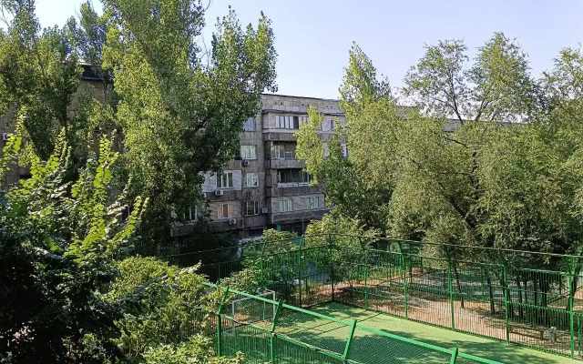 2-K u Tspkio Almaty Flat