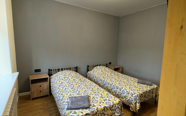 Studiya Ryadom S Zh/d Vokzalom Flat