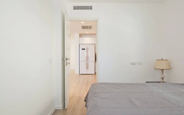 Bat Yam Luxury 2 Bedroom Apartments