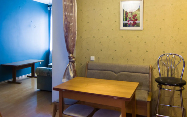 Квартира трёхкомнатная Вельская 1