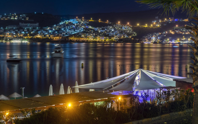 Cape Bodrum Luxury Hotel & Beach