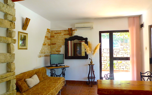 Stone House Poplat Villa