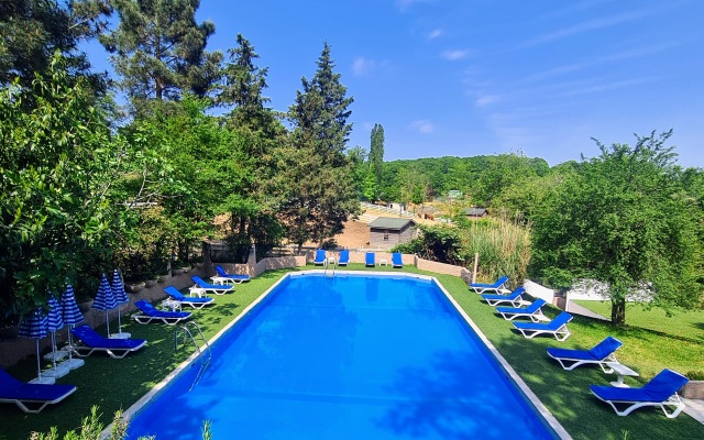 Polonezköy Country Club & Accommodation in the Wildlife Park