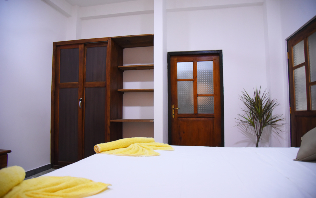 Relax House
