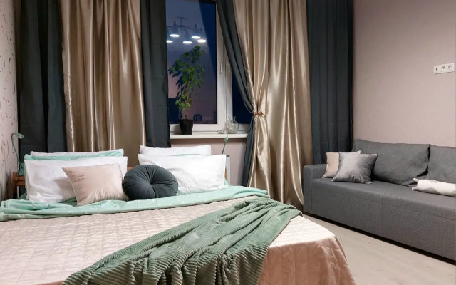 Квартира ЕвроДвушка Аксакова 81/1 на 17 Этаже до 7 Чел