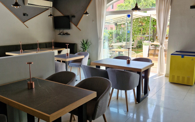 Отель Saga Ravda