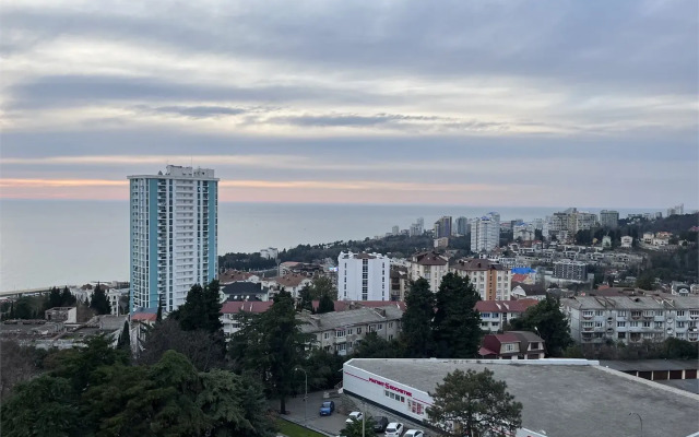 Flat Dvukhurovnevaya  S Vidom Na More