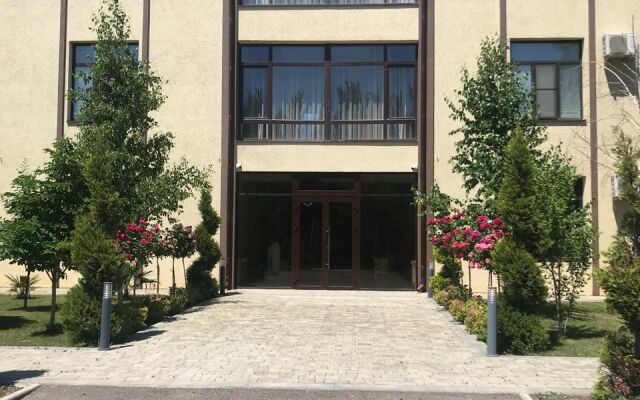 Гостевой дом Retro Hall